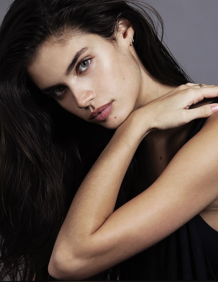 Sara sampaio фото