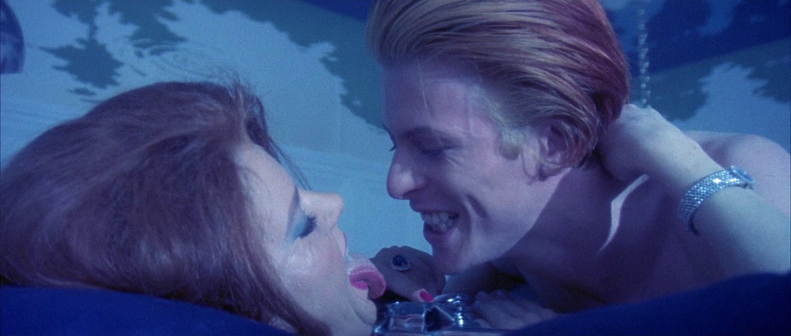 The Man Who Fell to Earth