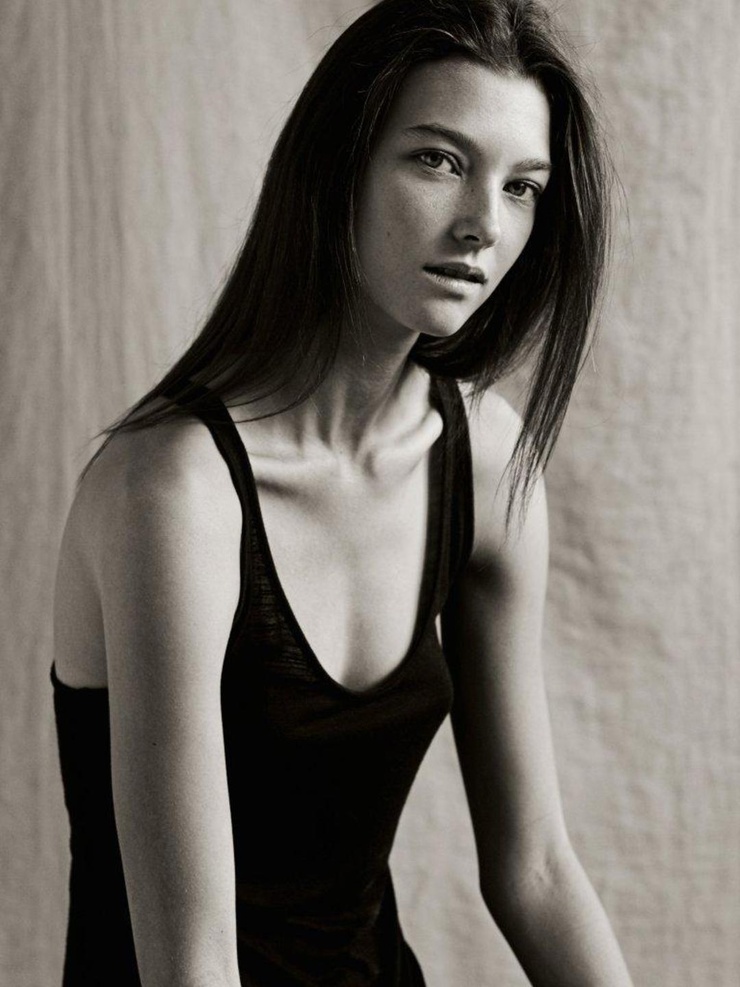 Stephanie Joy Field image