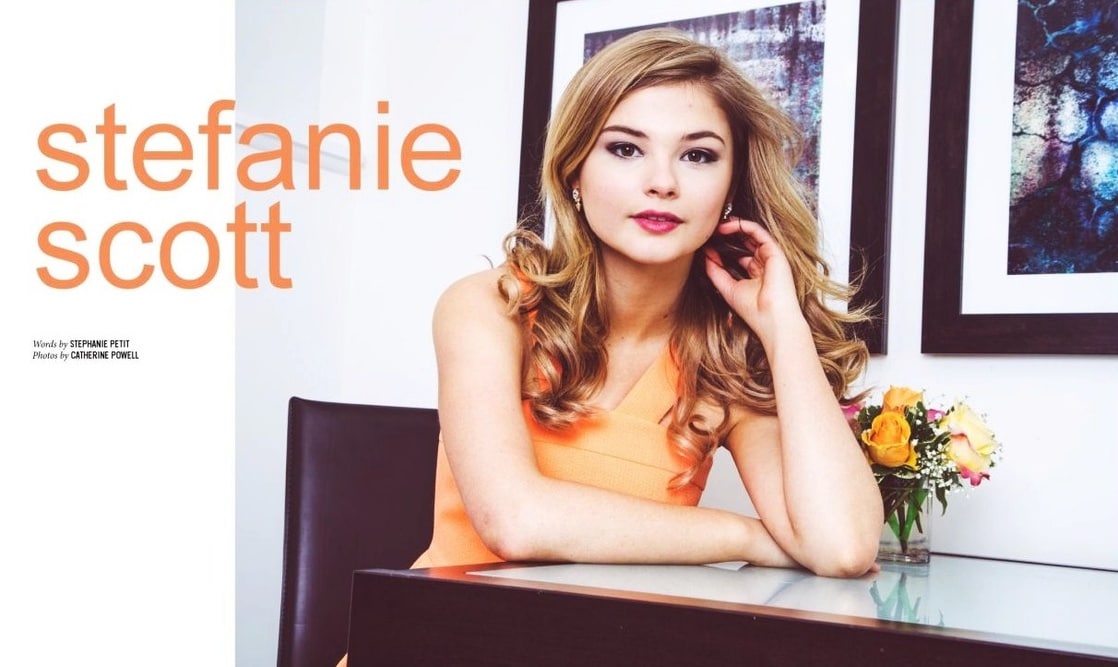 Stefanie Scott