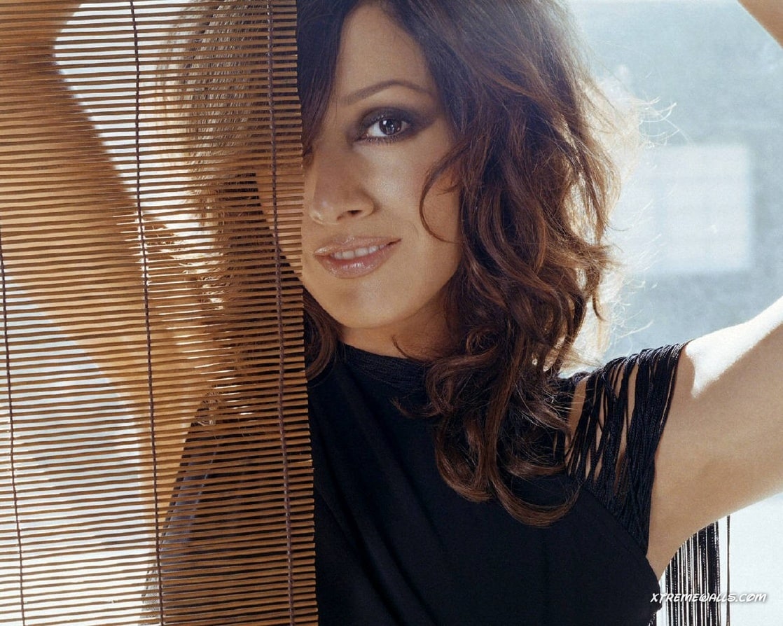 Jennifer Beals