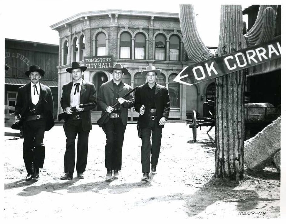 Picture Of Gunfight At The O.K. Corral (1957)