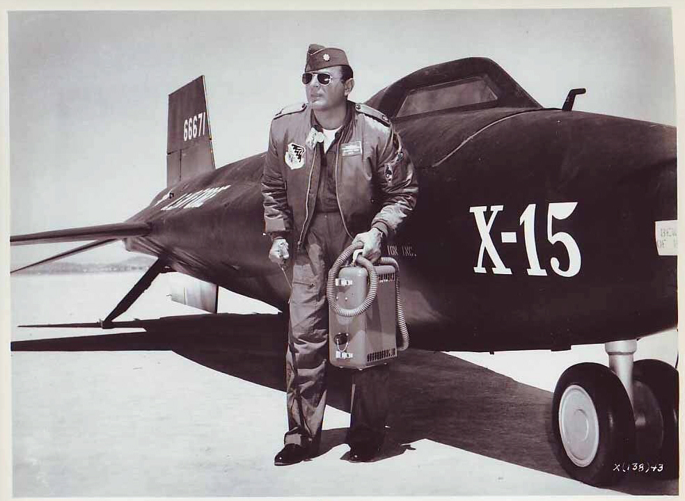 Brad Dexter Brad Dexter
