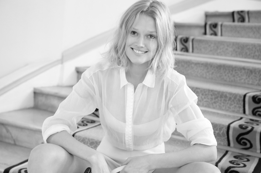 Toni Garrn Toni Garrn