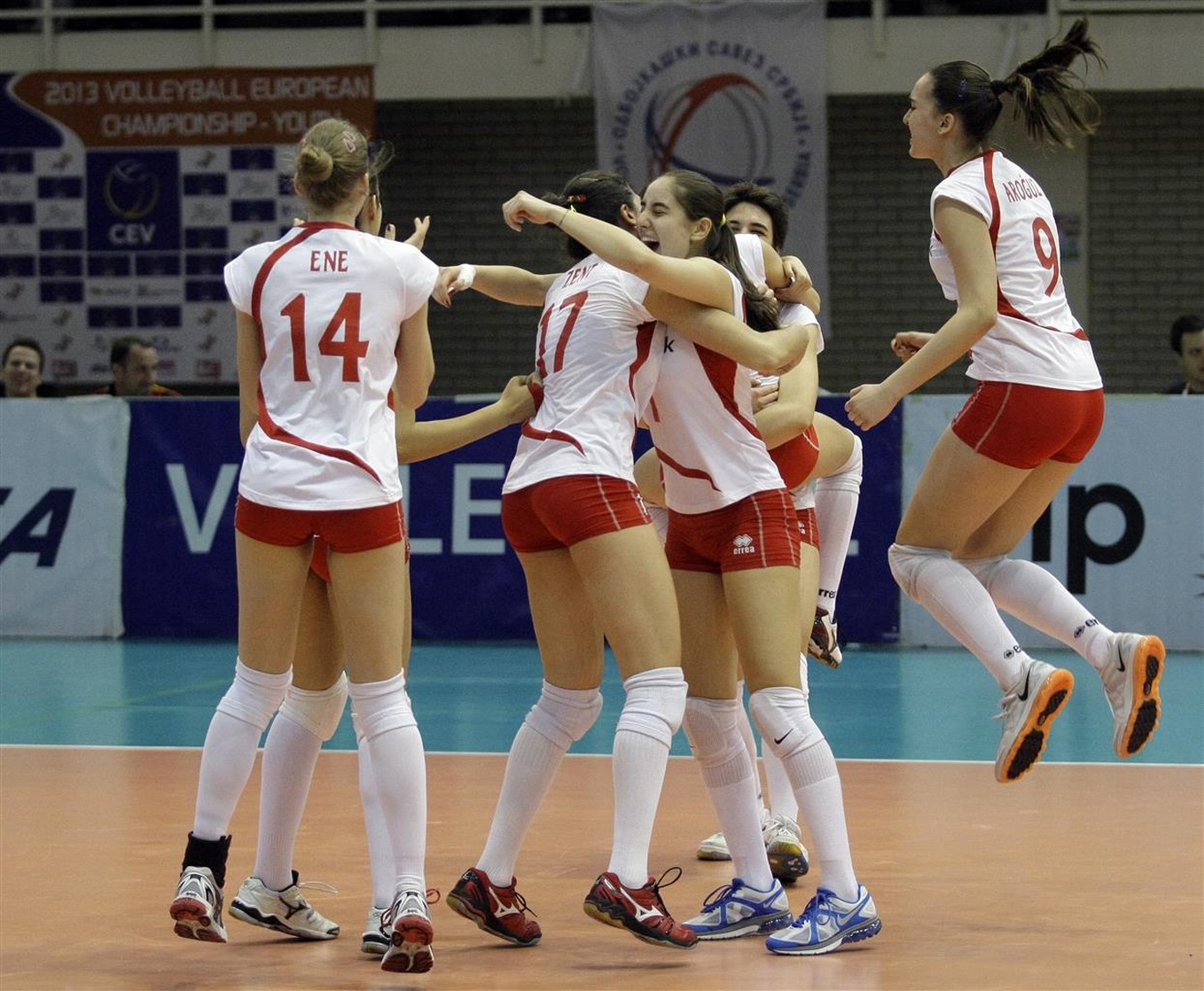 Pelin Aroguz