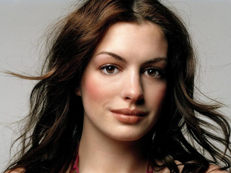 Anne Hathaway Anne Hathaway