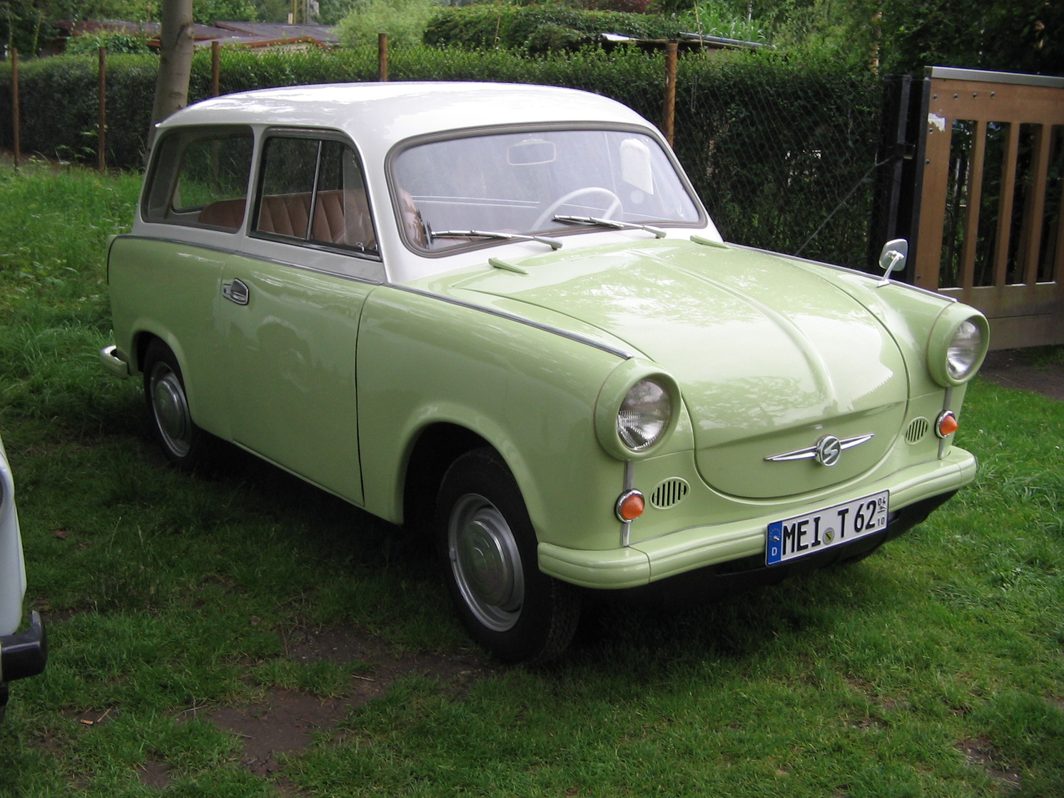 Trabant picture