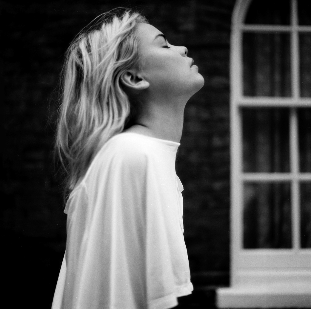 Kamilla Alnes