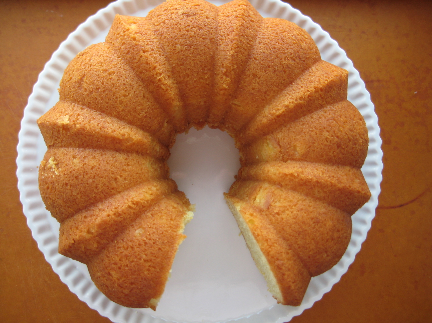 Bundt cake image