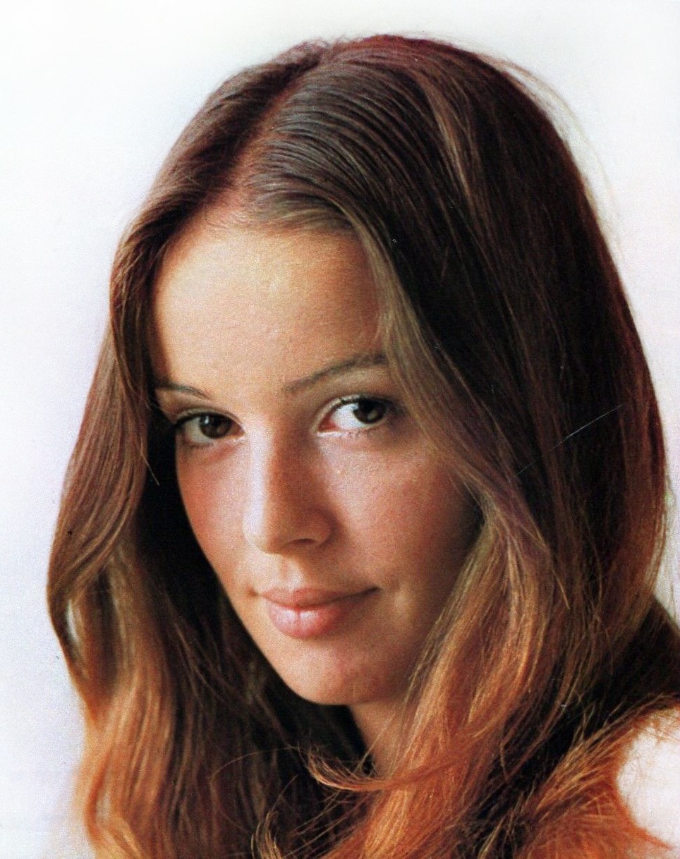 Anicée Alvina image