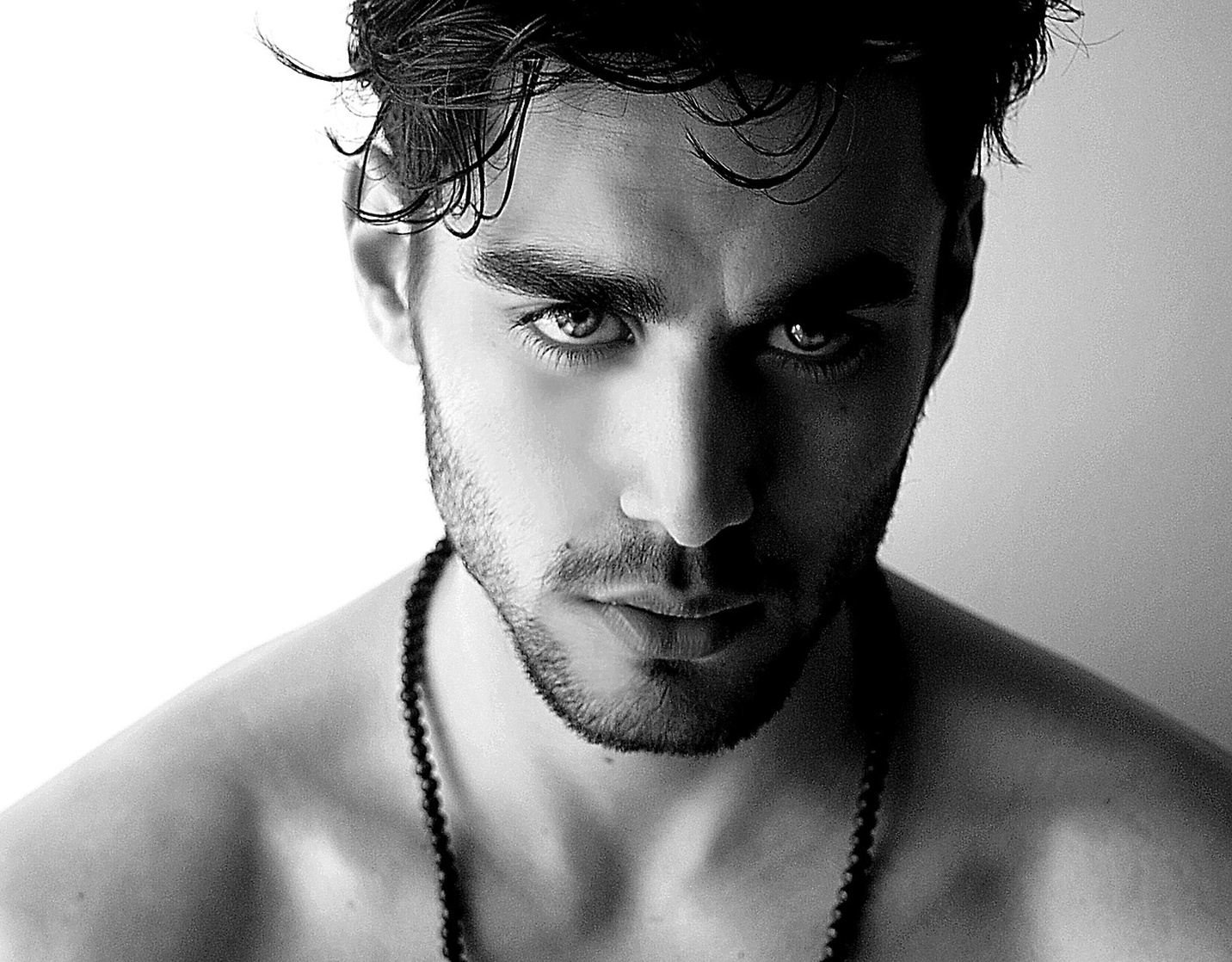 Nicolas Simoes