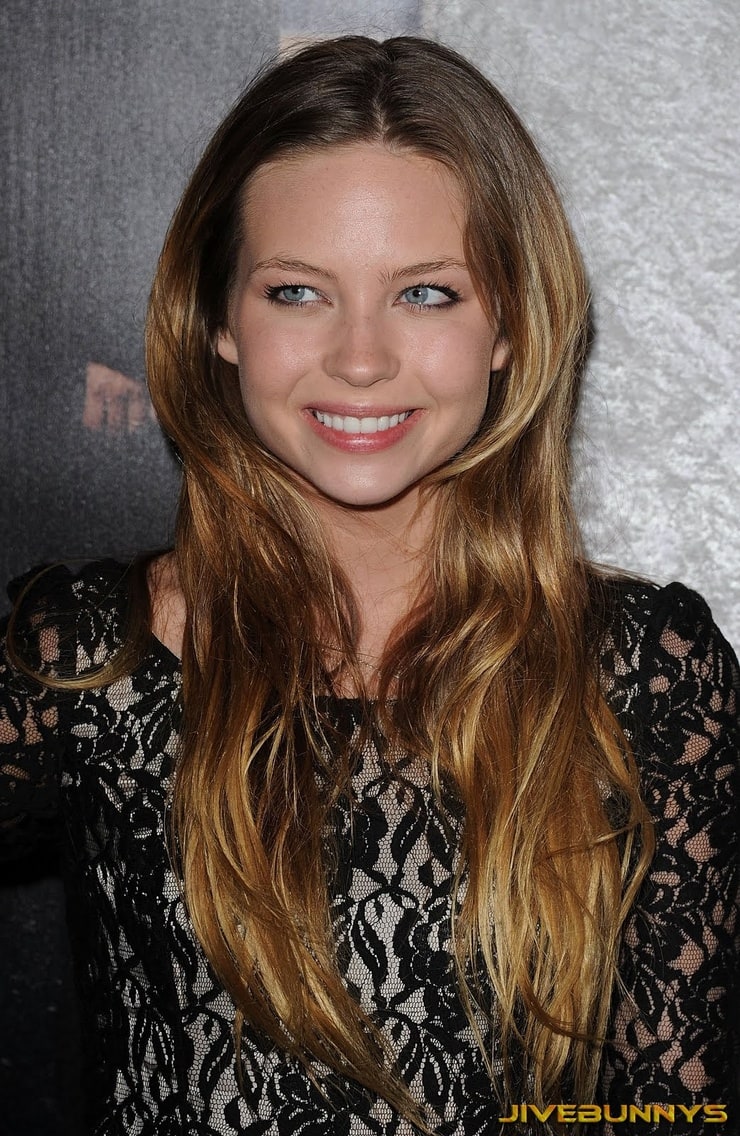 Daveigh Chase actress