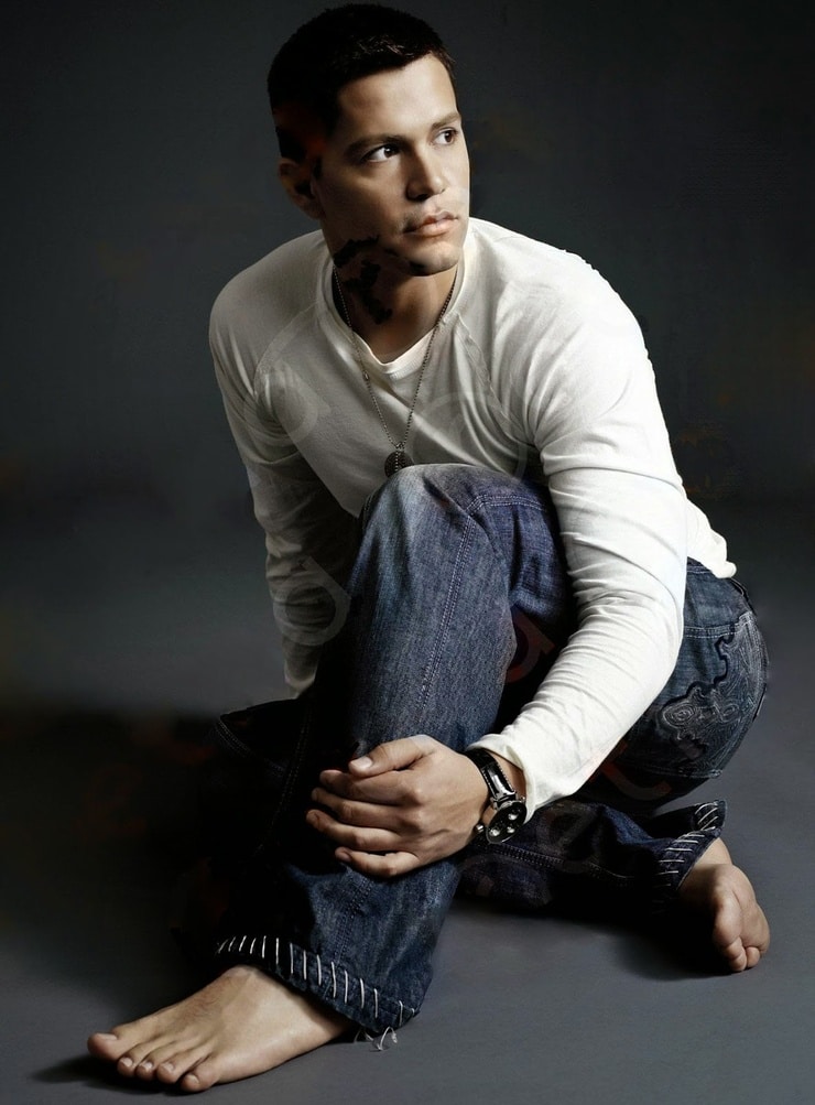 Picture of Jay Hernandez