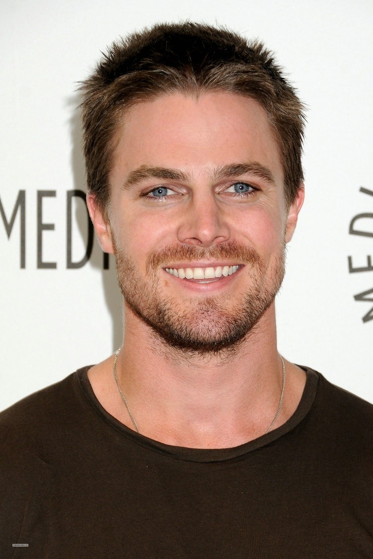 Next photo of Stephen Amell