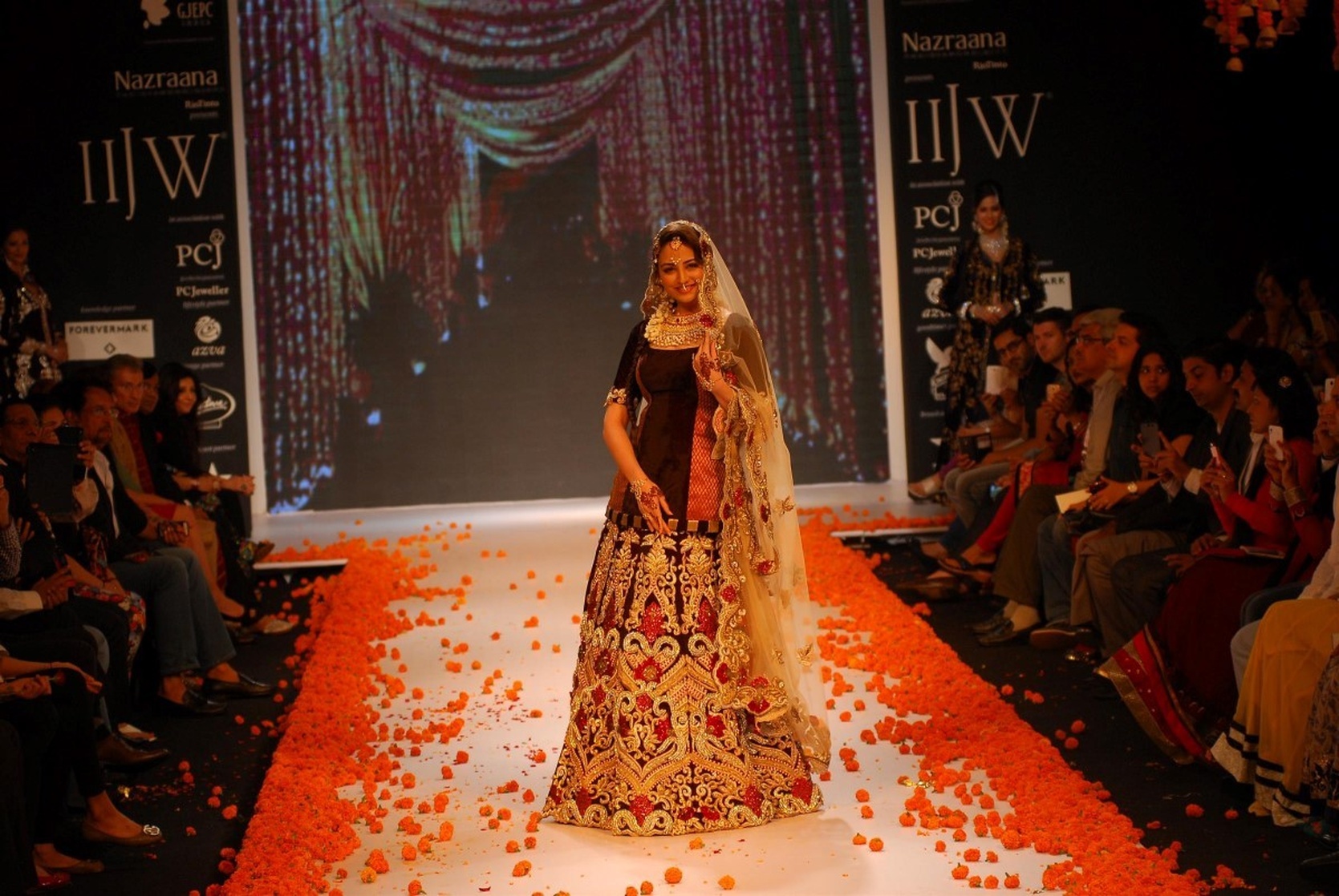 Zoya Afroz