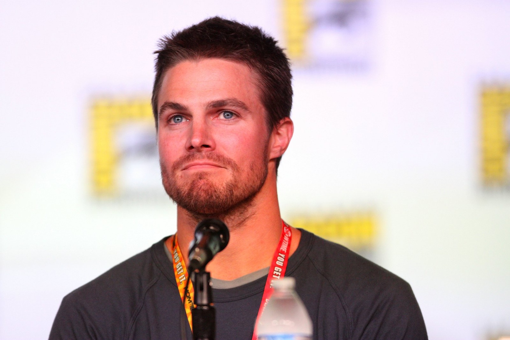 Stephen Amell