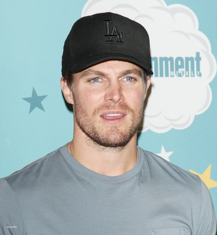 Image Of Stephen Amell 0481