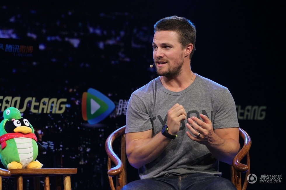 Stephen Amell