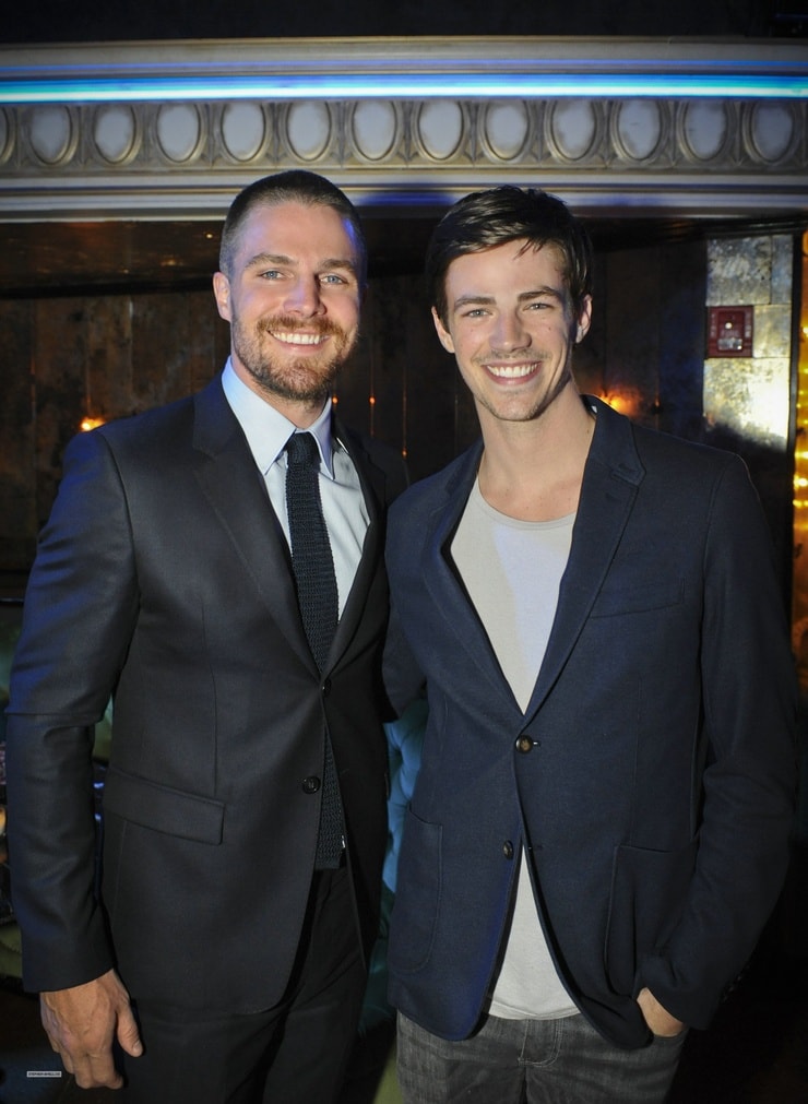 Picture Of Stephen Amell   740full Stephen Amell 