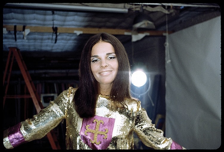 Ali MacGraw Ali MacGraw
