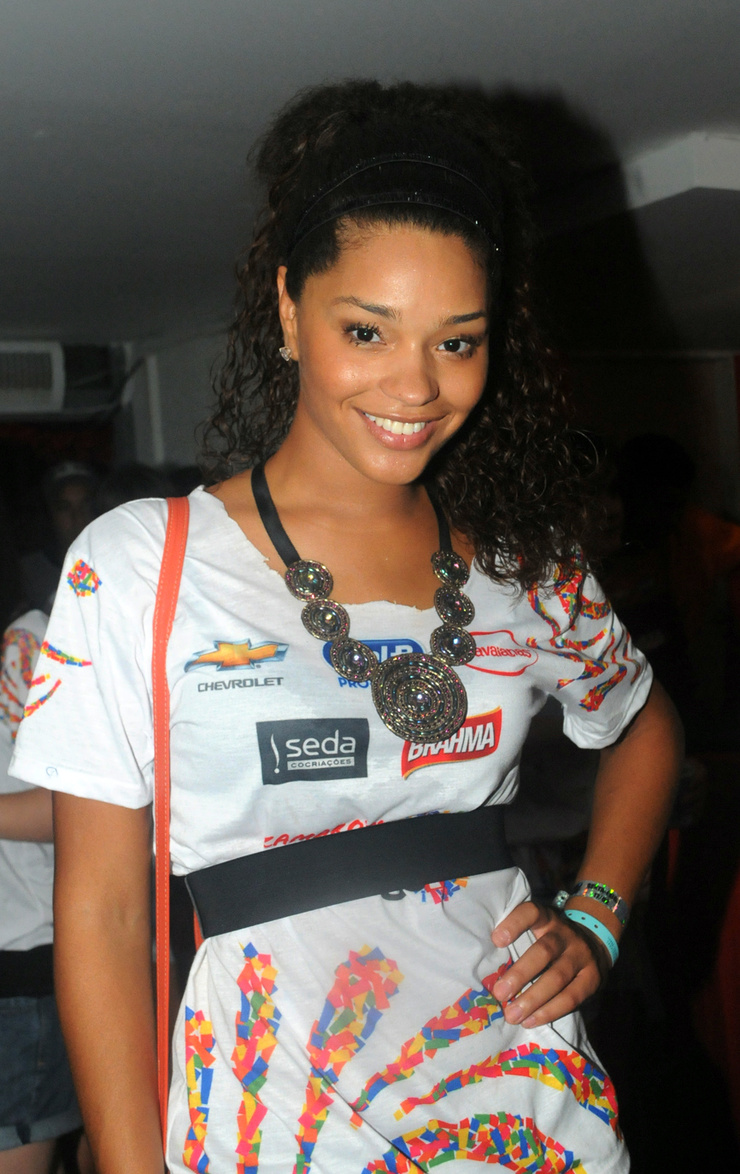 Picture of Juliana Alves