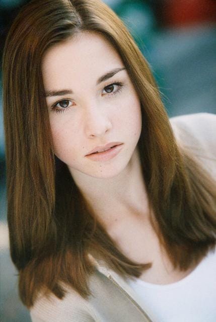 Next photo of Allison Scagliotti