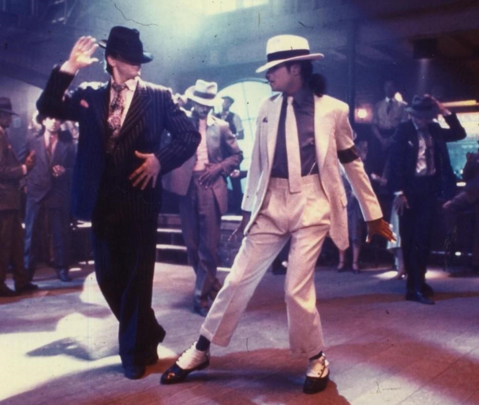 Smooth Criminal