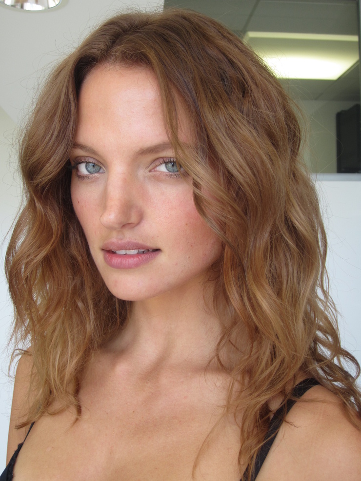Amanda Booth image