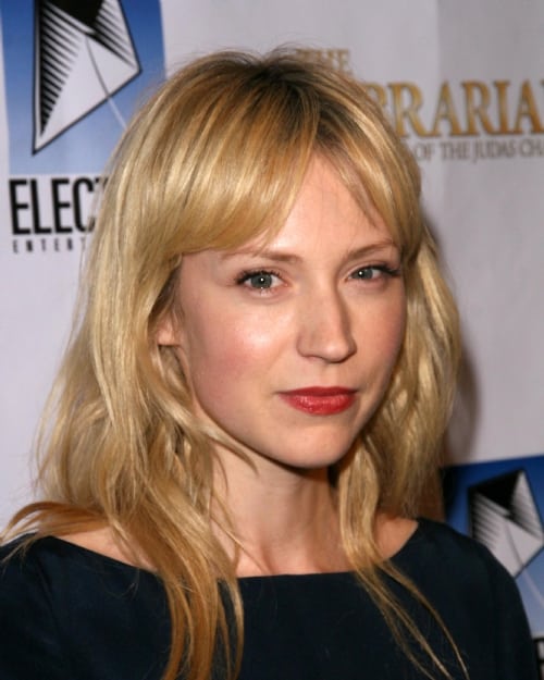 Next photo of Beth Riesgraf