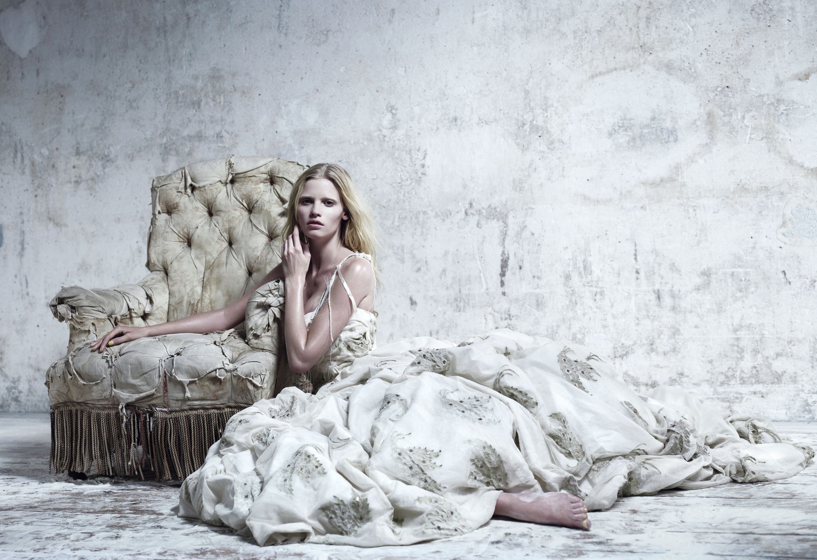Lara Stone
