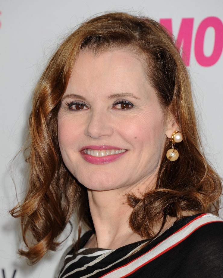 Picture of Geena Davis.