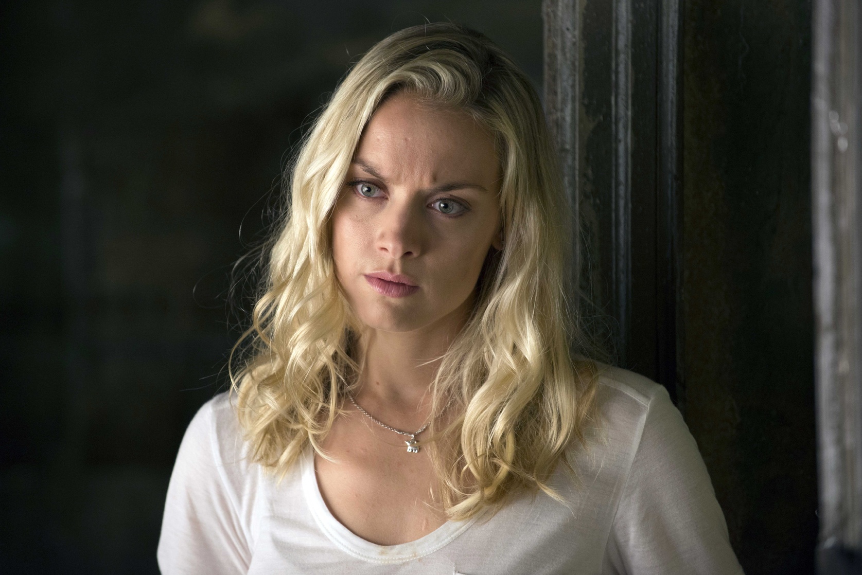 Lost Girl Lost Girl