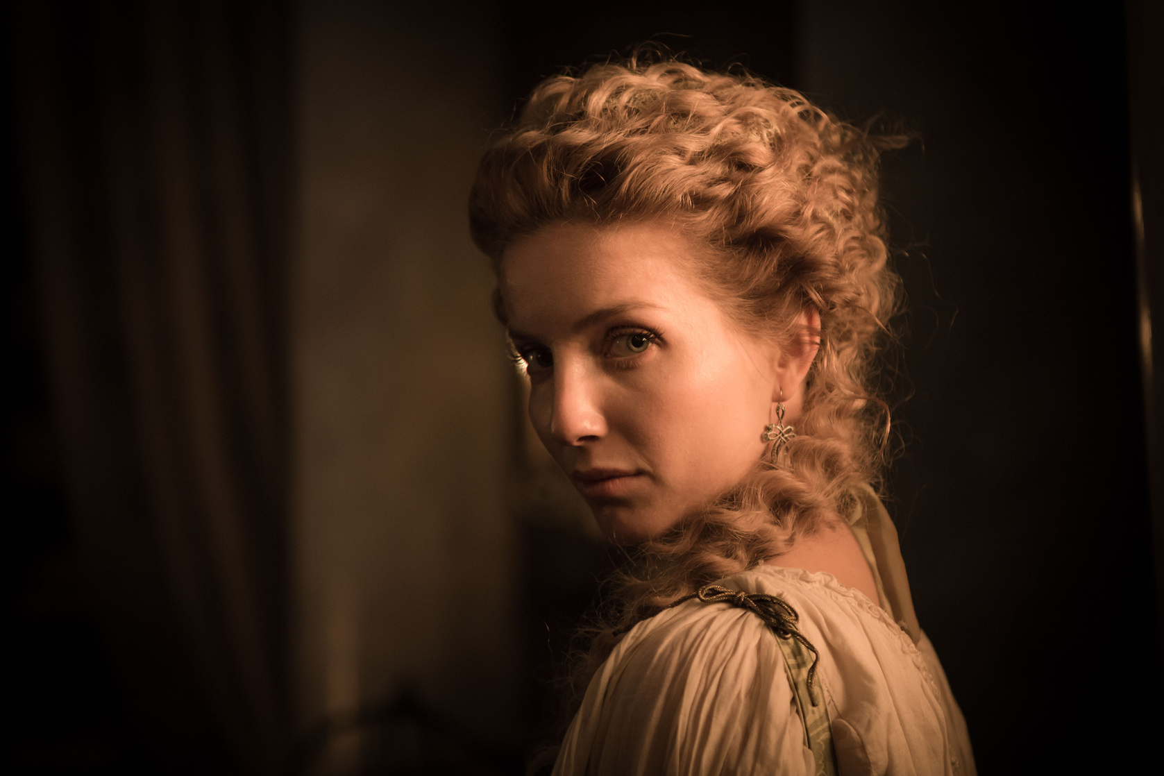 Annabelle Wallis Annabelle Wallis