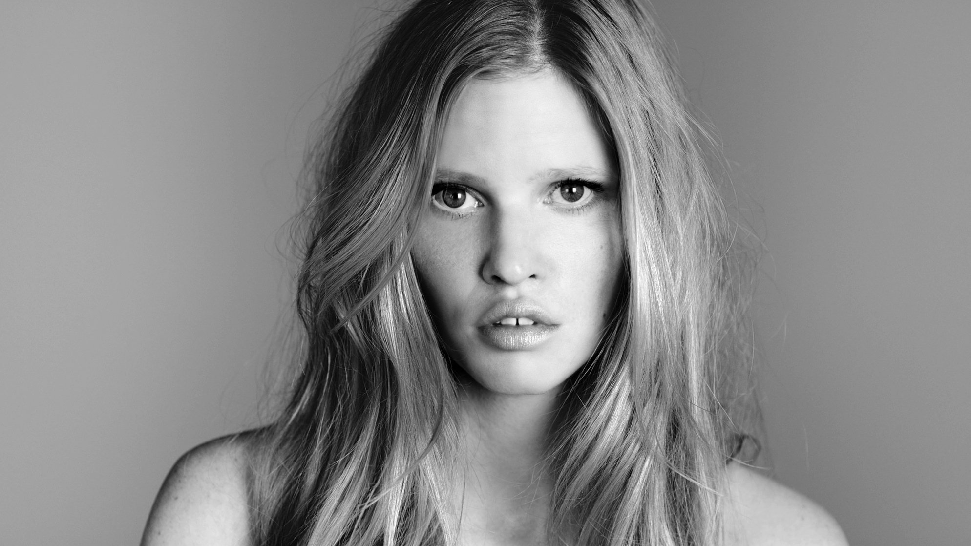 Lara Stone