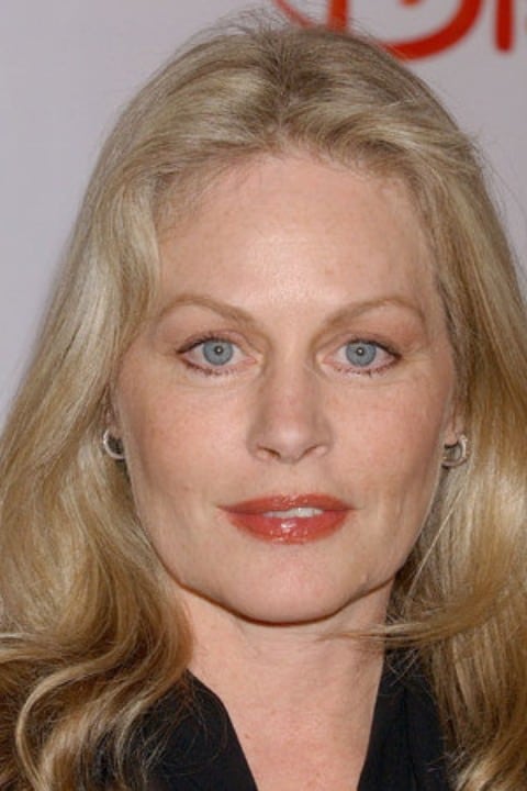 Picture of Beverly D'Angelo.