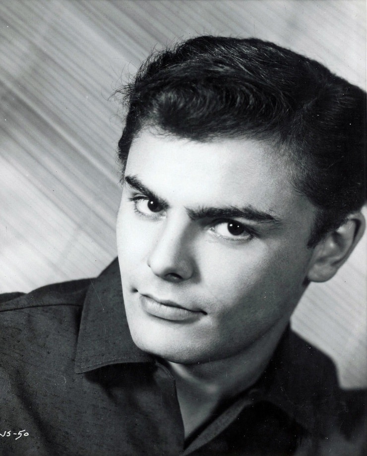 Picture of John Saxon