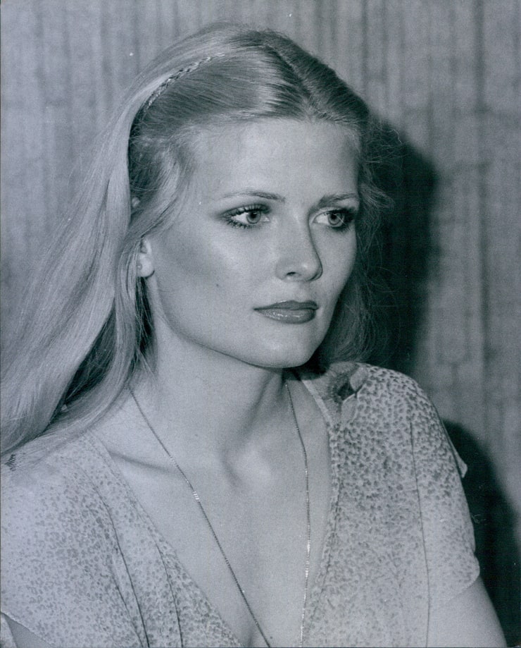 Picture of Debra Jo Fondren
