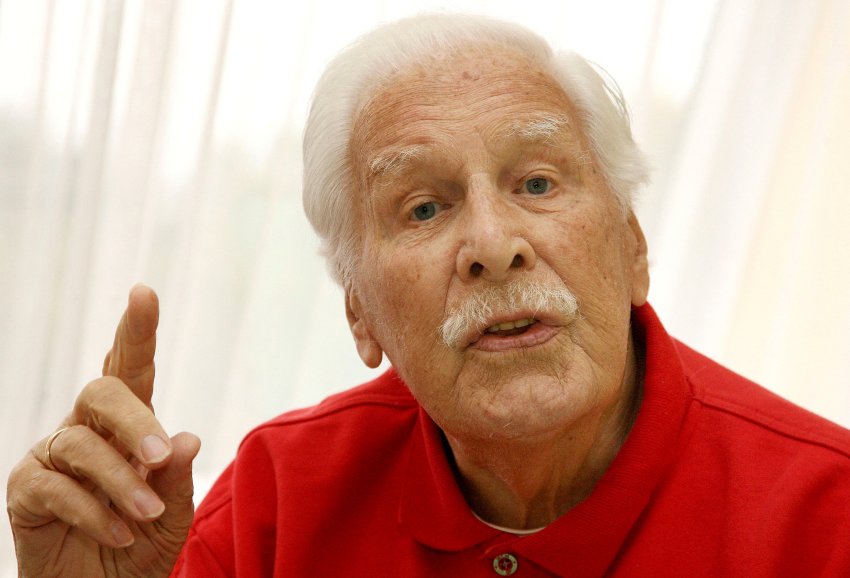 Friedrich Schoenfelder