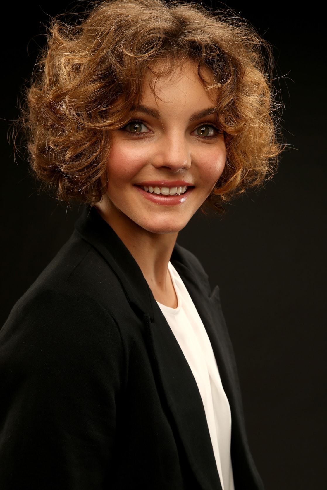 Picture of Camren Bicondova