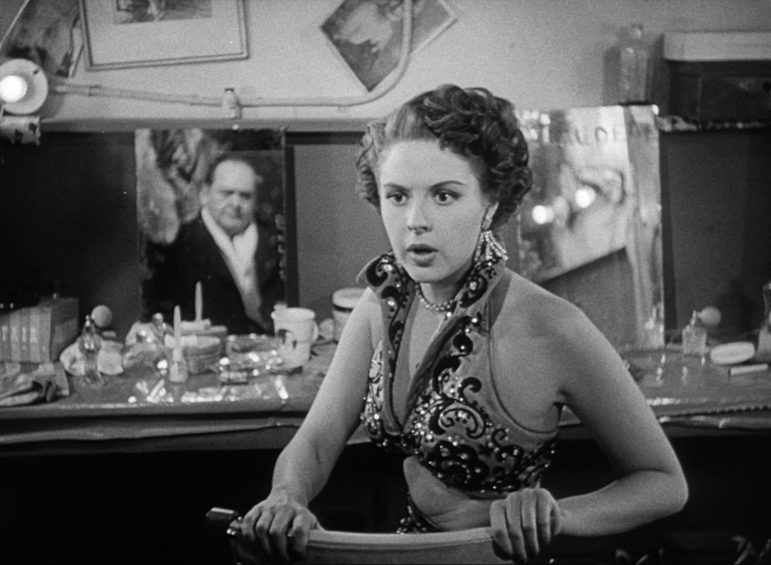 City That Never Sleeps (1953) City That Never Sleeps (1953)