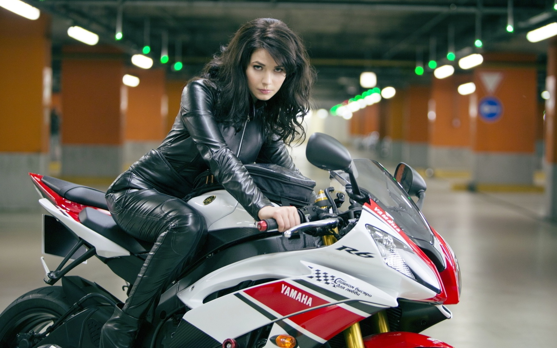 Yuliya Snigir Yuliya Snigir