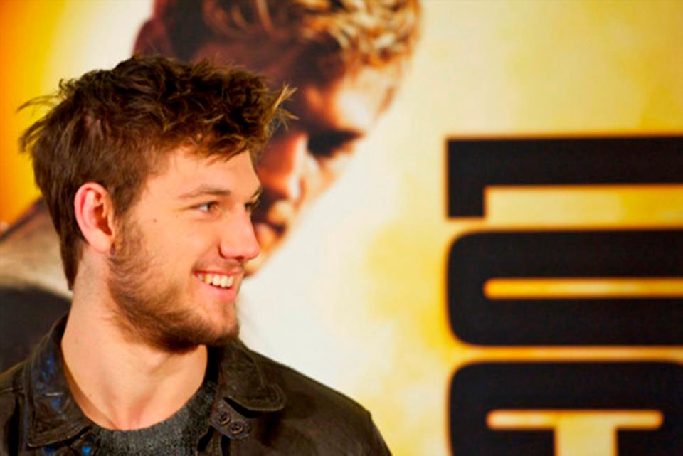 Alex Pettyfer