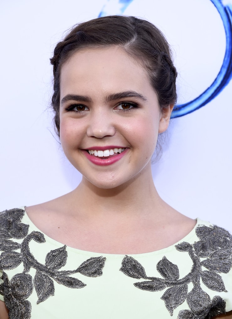 Bailee Madison Pics