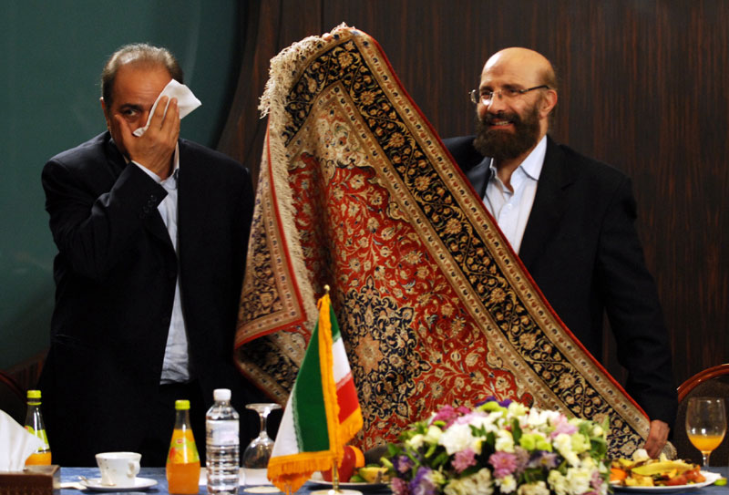 Ketabe ghanouin                                  (2009)