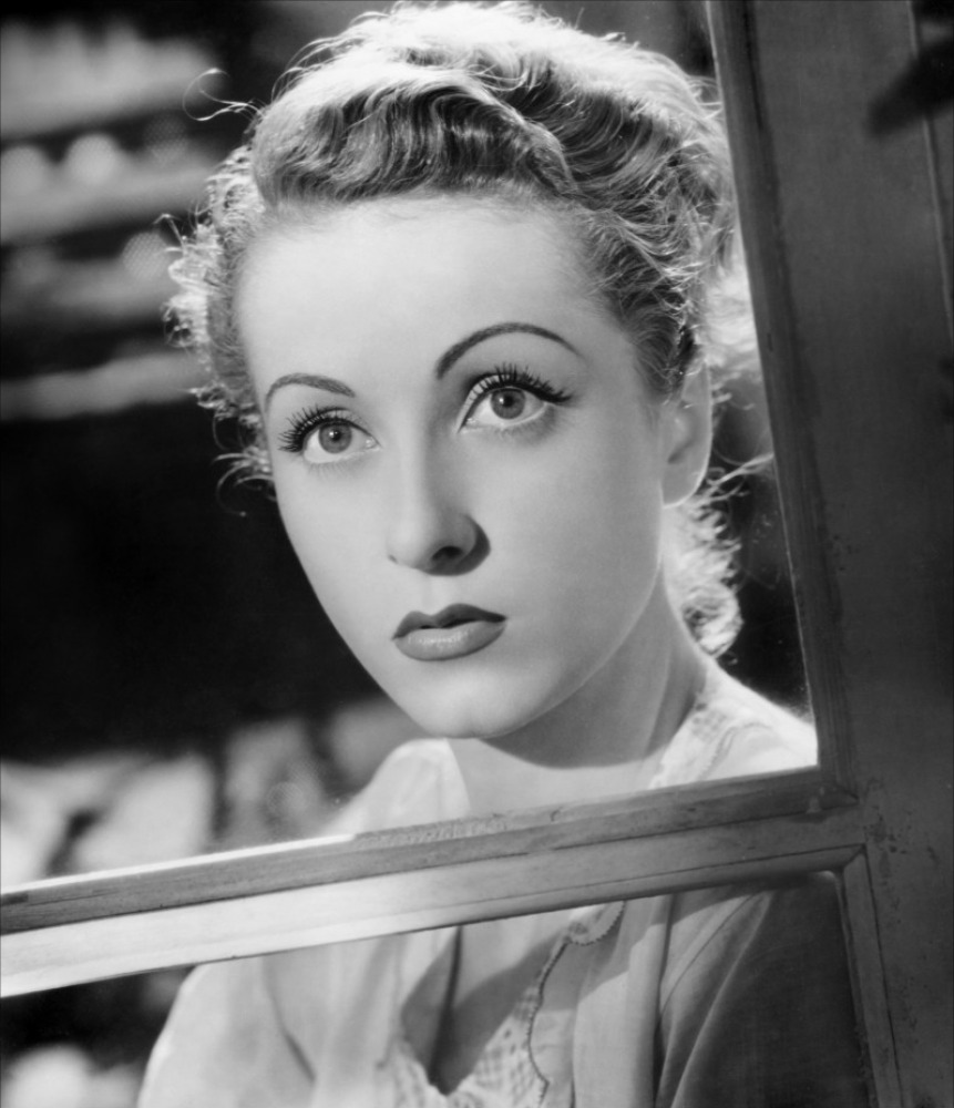 Danielle Darrieux image