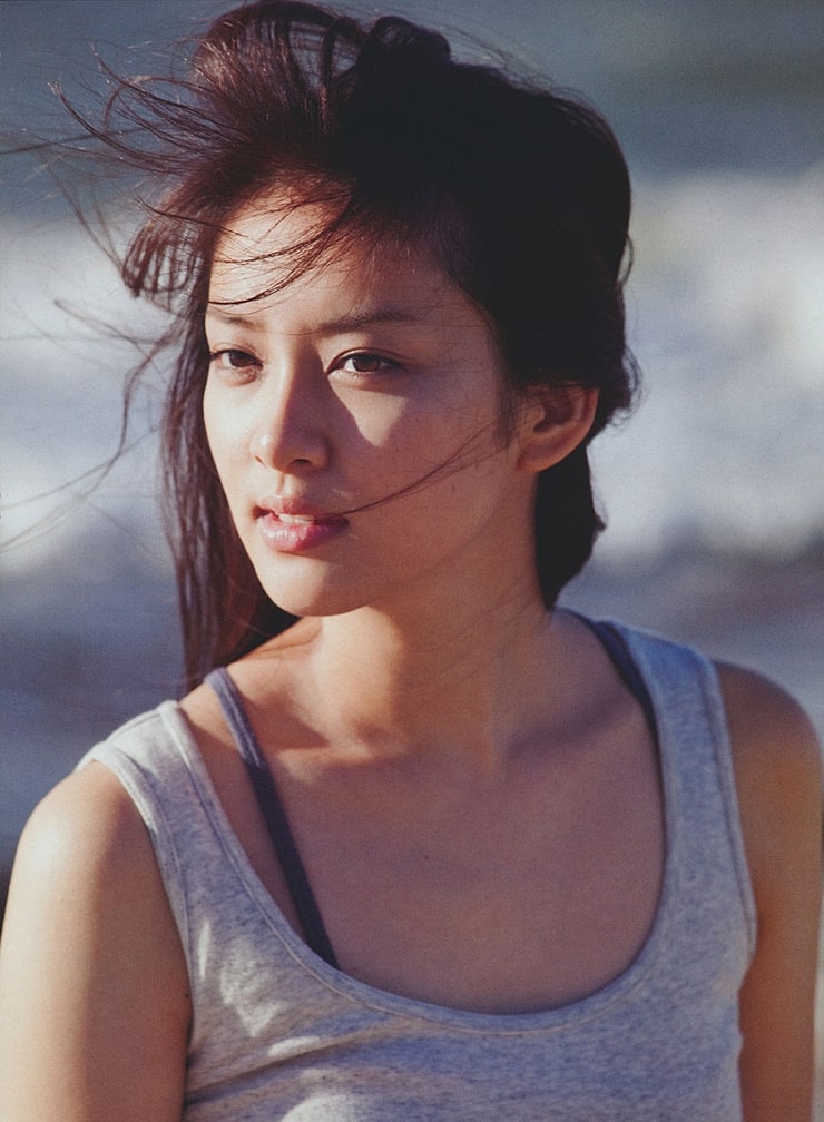 Picture of Emi Takei.