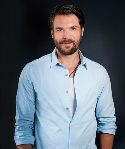 Charlie Weber picture