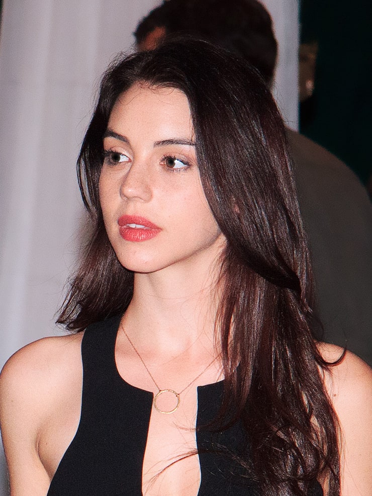 Next photo of Adelaide Kane