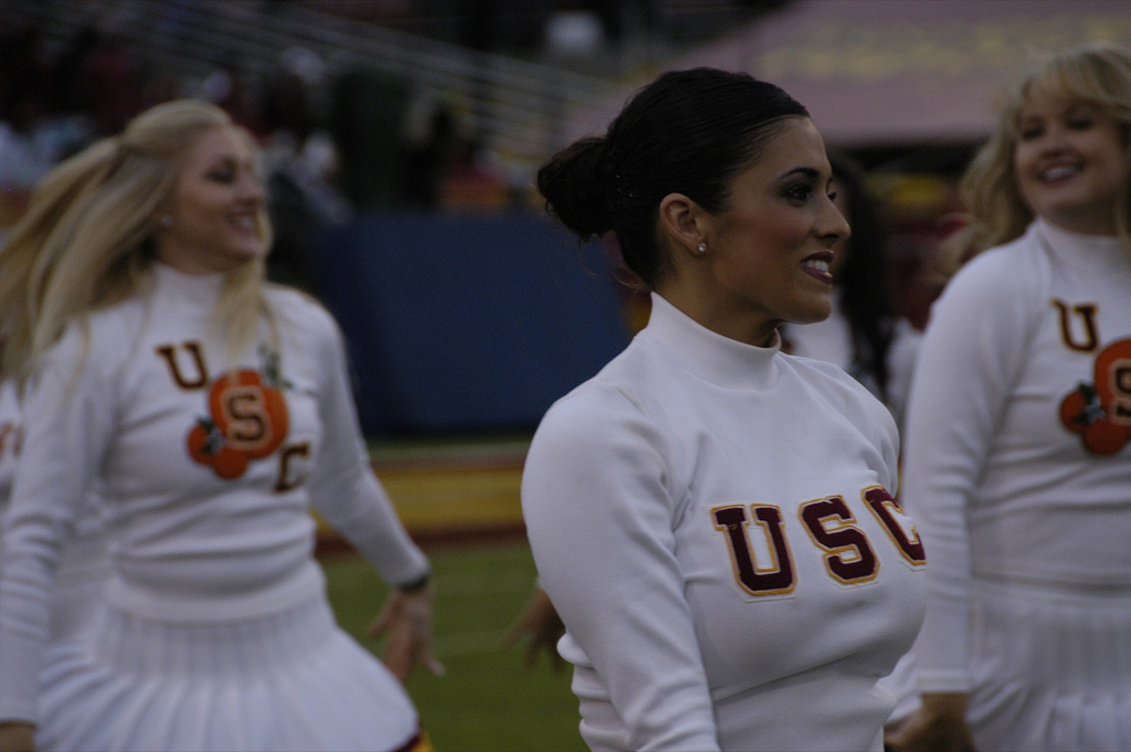 College Cheerleaders-Ooh La La!!