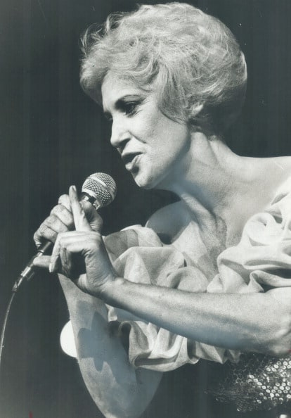 Tammy Wynette picture